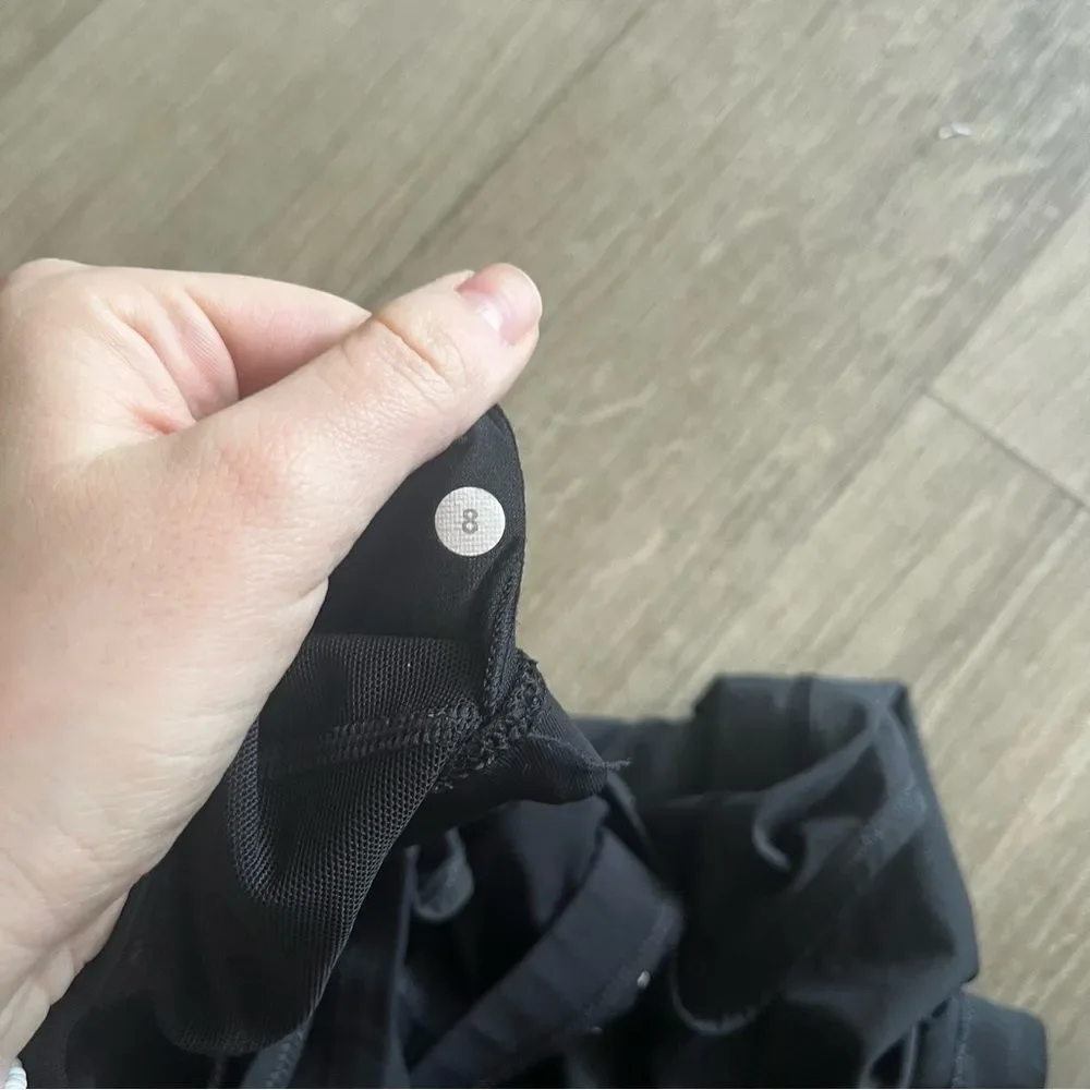 lululemon black athletic tank with built in sport bra size 8